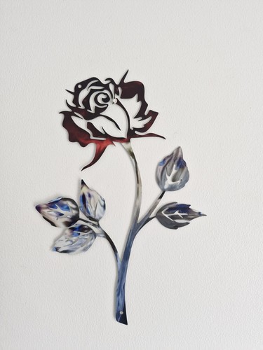 Coloured metal rose wall - coloured,