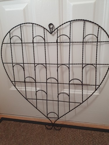 Large metal heart shape wall - metal,